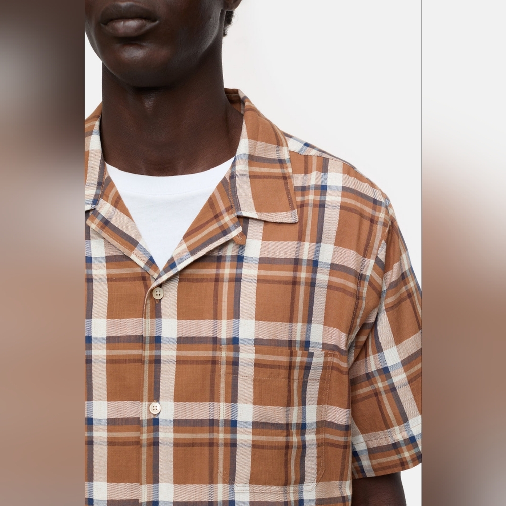 Closed Shirt